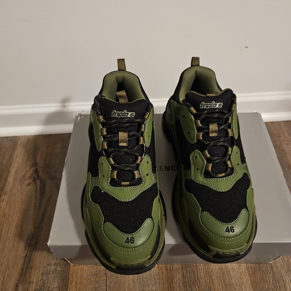 Balenciaga Triple S